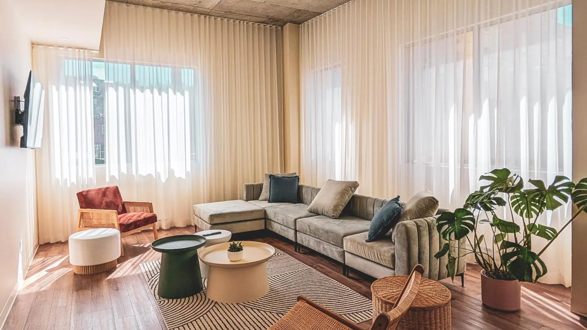 Terminus Hotel Quebec City Apartment