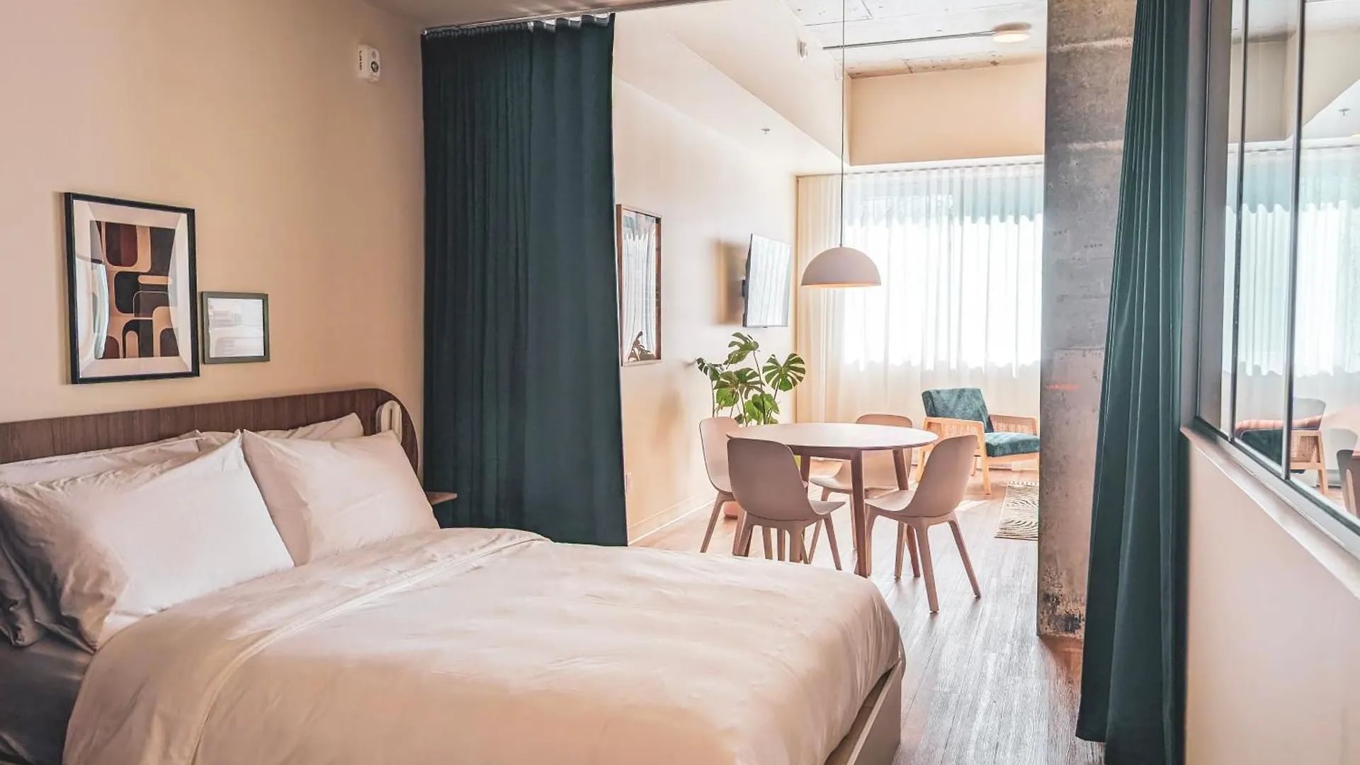 Terminus Hotel Quebec City Apartment